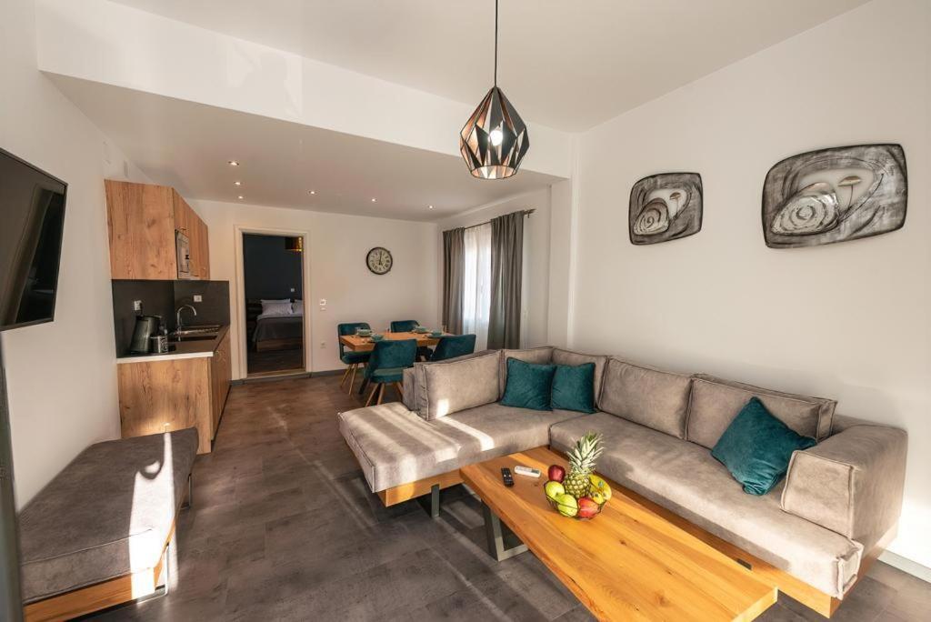 Ioulia'S Apartments Платария Экстерьер фото